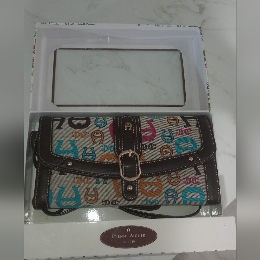 Nwt Etienne aigner clutch convertible bag
